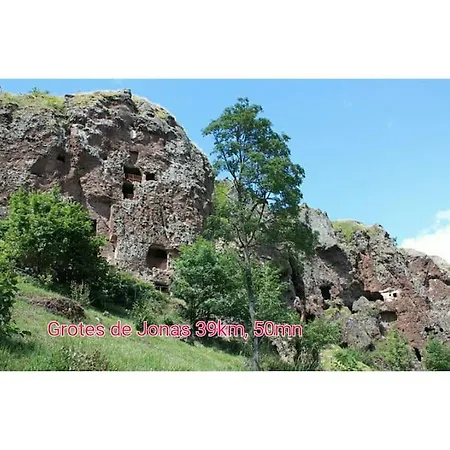 Duplex Avec Terrasse 4personnes Proche Du Mt Dore. *
