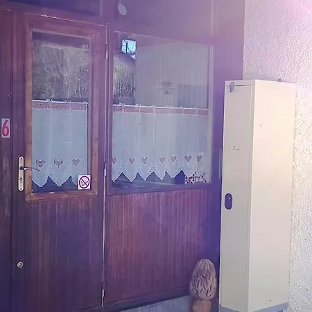 Duplex Avec Terrasse 4personnes Proche Du Mt Dore. *